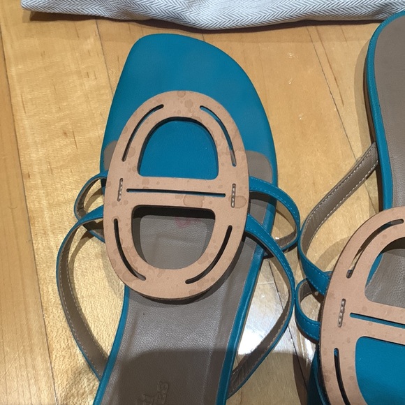 WOMENS HERMES SIZE 40 LEATHER FLIP FLOPS MADE IN ITALY - Picture 3 of 10